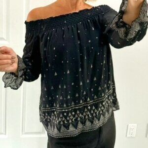 Joie Silk boho/flowy off shoulder black/white blouse size xxs